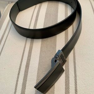 Men’s leather belt